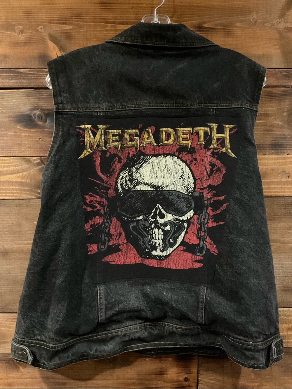 CUSTOM MEGADETH “Skull” Back Patch Black Battle Jacket Denim VEST
MENS XLARGE